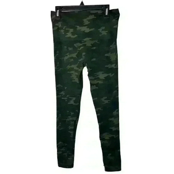 Spanx Look At Me Now Seamless Leggings (Camo Green) Size Medium - Picture 5 of 7